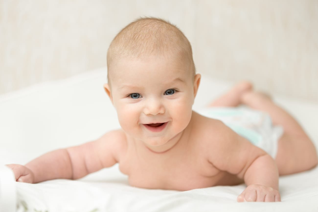 Consejos para el cuidado de bebés al cuarto y quinto mes de vida